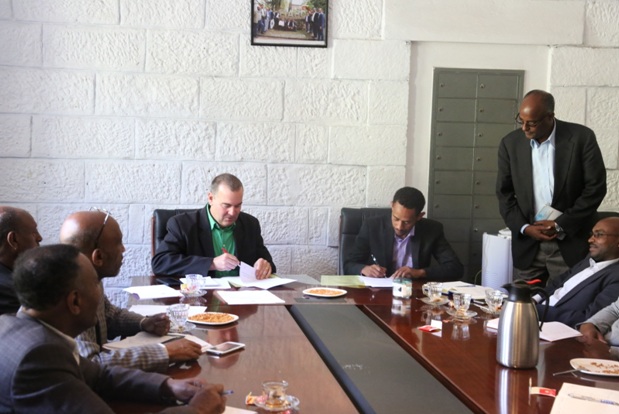 Agreement signing ceremony between EiABC and Ethio Steel PlC
